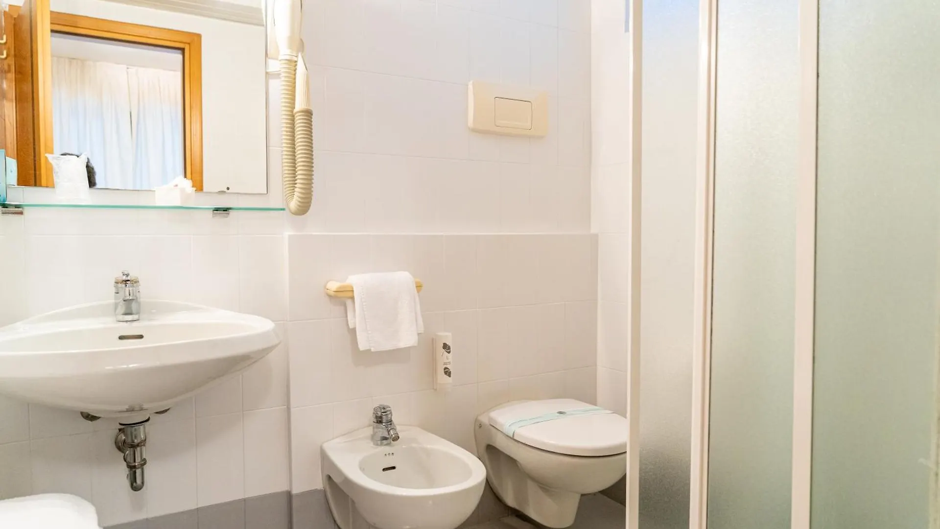 סירמיונה Hotel Desiree - Garda Lake Collection