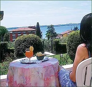 Hotel Desiree - Garda Lake Collection Sirmione 3*,