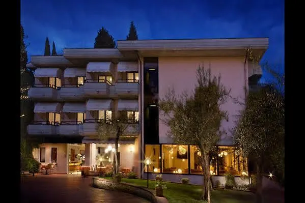 סירמיונה Hotel Desiree - Garda Lake Collection