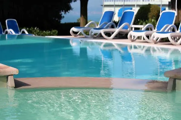 סירמיונה Hotel Desiree - Garda Lake Collection 3*,