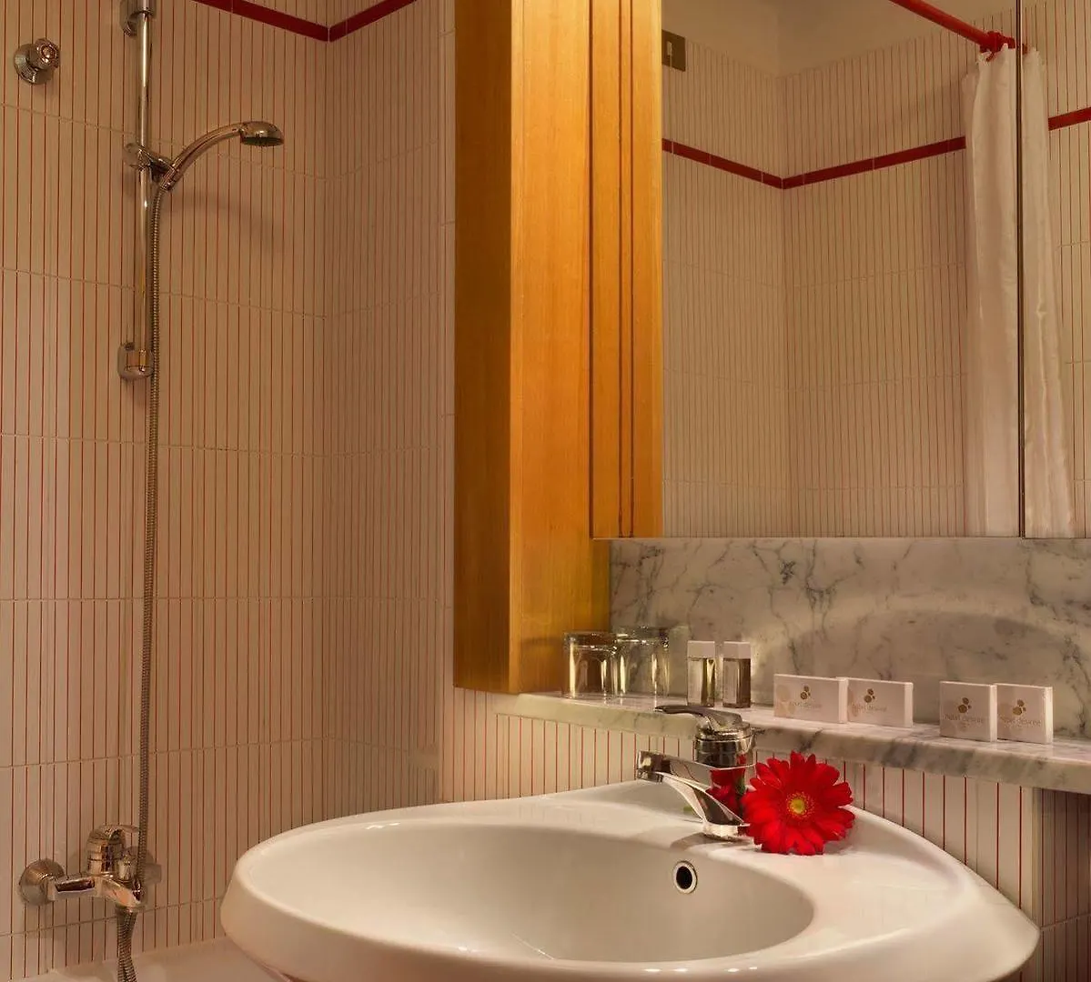 Hotel Desiree - Garda Lake Collection Sirmione
